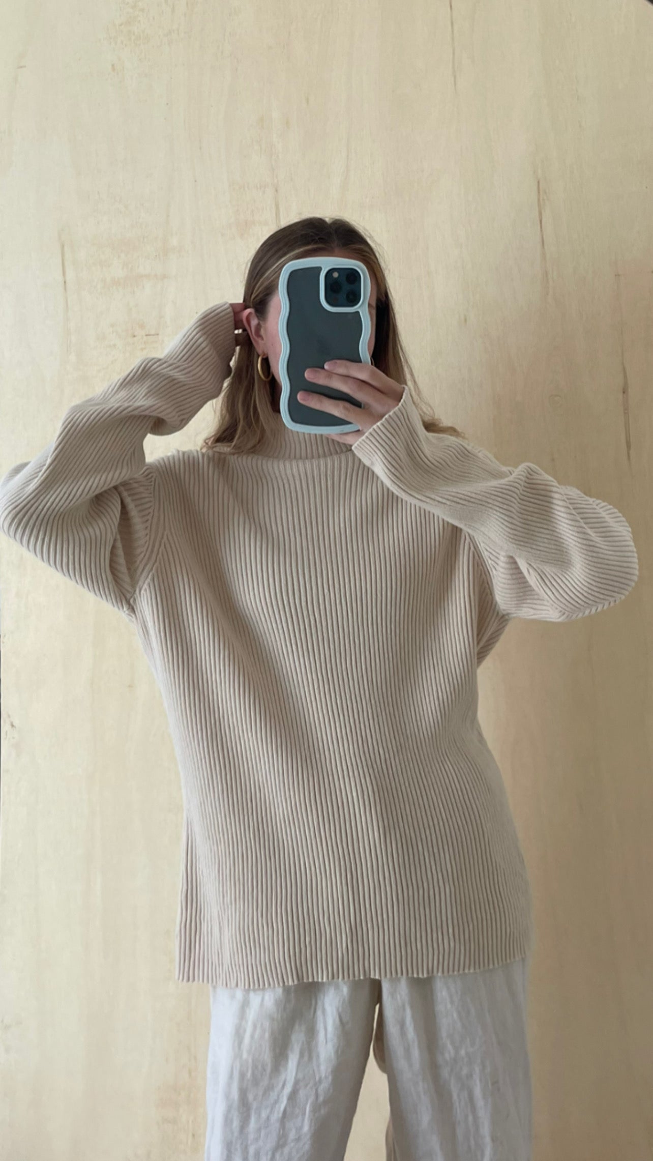 Vintage Ivory Ribbed Turtleneck